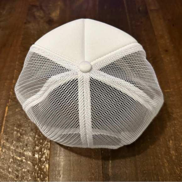 Smiley Trucker Hat - Picture 3 of 4